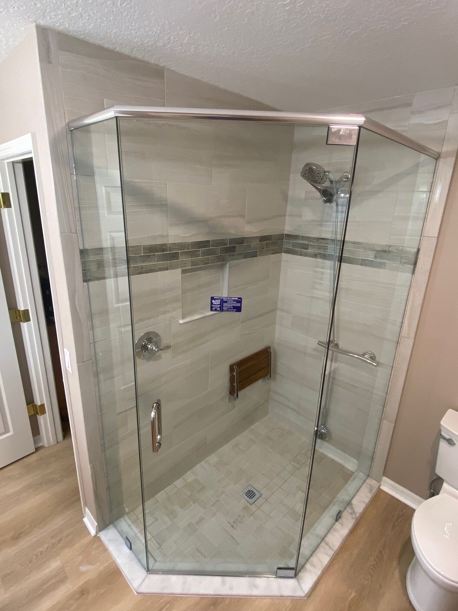 73386075390__06D1142D-D5AD-431D-8D58-EE95A3A37E0D-rotated